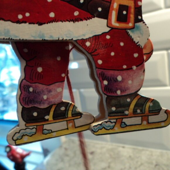 vintage Christmas wooden pull string ornament - Picture 3 of 4